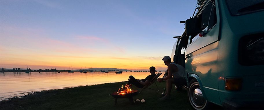 Evening mood on the shore of Lake Constance